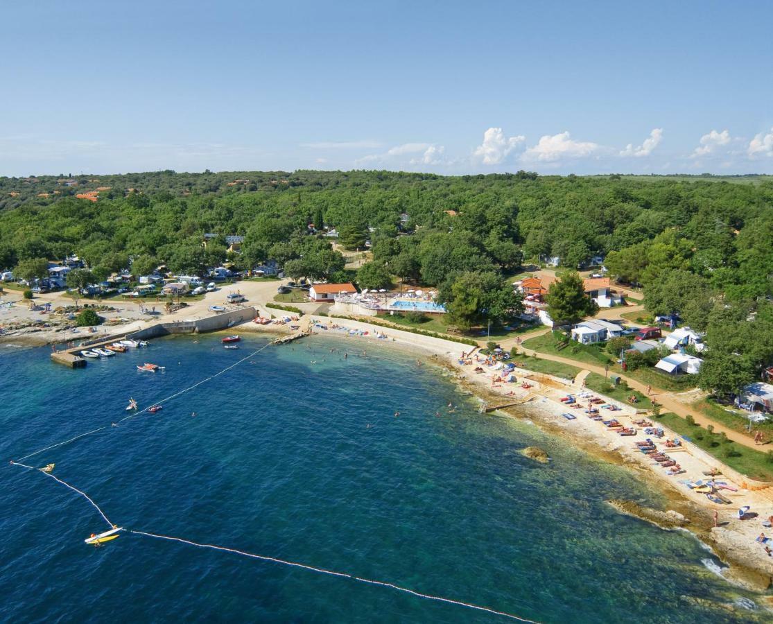 West Coast Mobilhome With Xxl Terrace In Naturist Resort Solaris Fkk Tar-Vabriga Luaran gambar