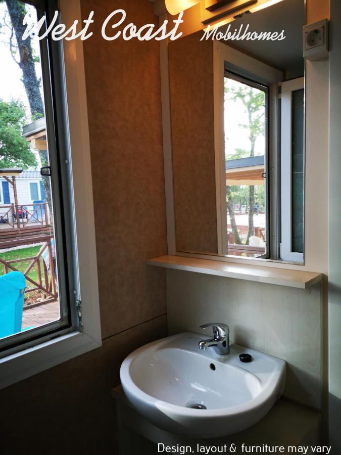 West Coast Mobilhome With Xxl Terrace In Naturist Resort Solaris Fkk Tar-Vabriga Luaran gambar